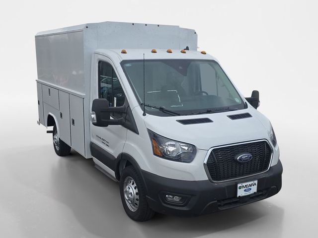 2024 Ford Transit Base