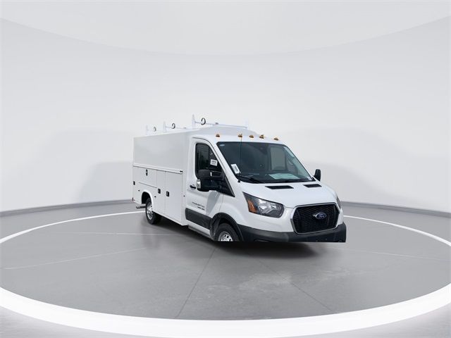 2024 Ford Transit Base