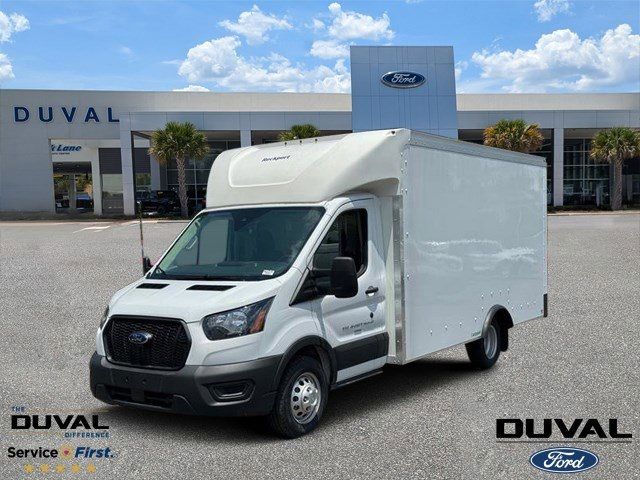 2024 Ford Transit Base