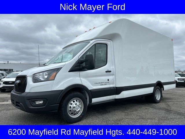 2024 Ford Transit Base