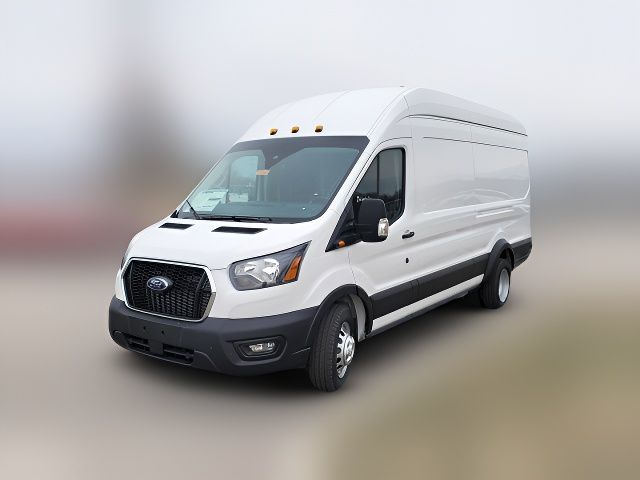 2024 Ford Transit Base