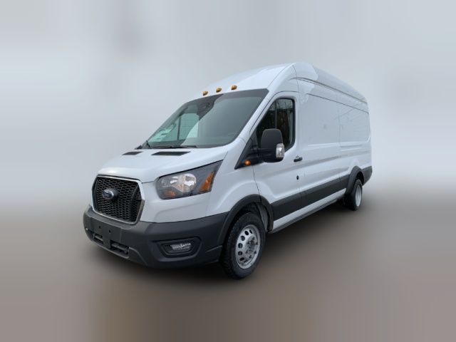 2024 Ford Transit Base