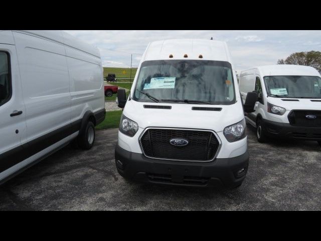 2024 Ford Transit Base