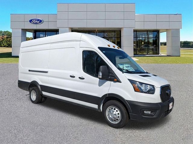 2024 Ford Transit Base