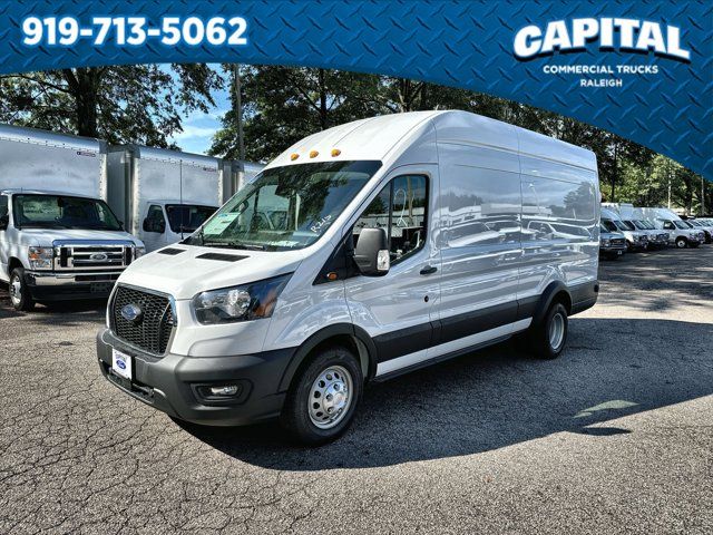 2024 Ford Transit Base