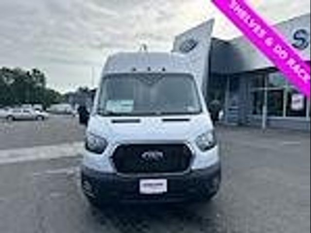 2024 Ford Transit Base