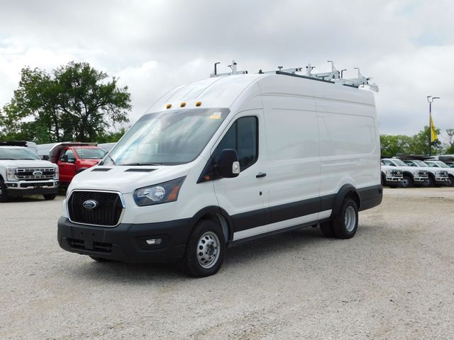 2024 Ford Transit Base