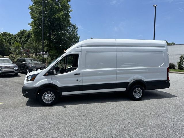 2024 Ford Transit Base
