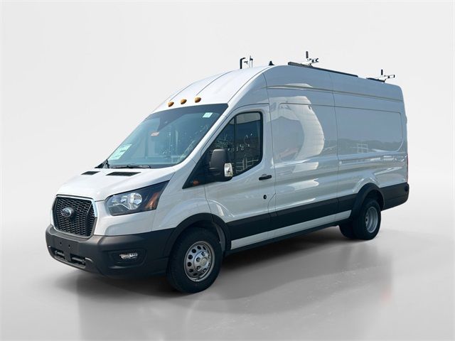 2024 Ford Transit Base