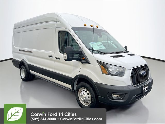 2024 Ford Transit Base