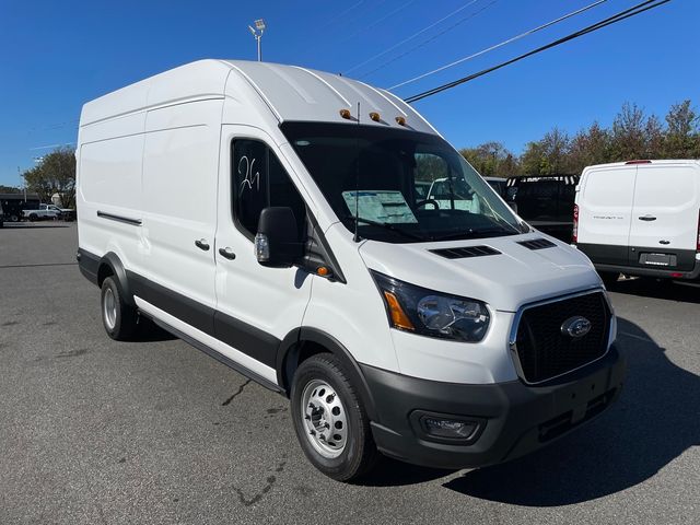 2024 Ford Transit Base