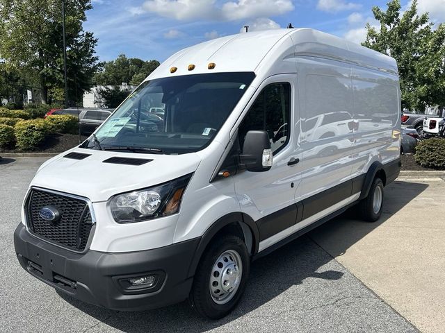 2024 Ford Transit Base