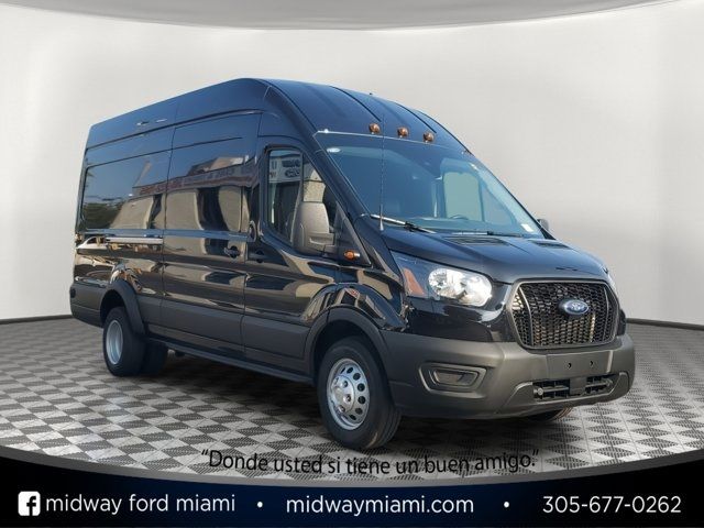 2024 Ford Transit Base