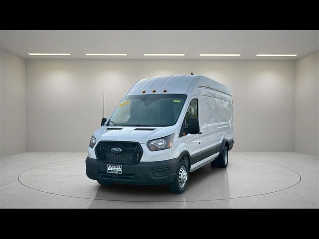 2024 Ford Transit Base