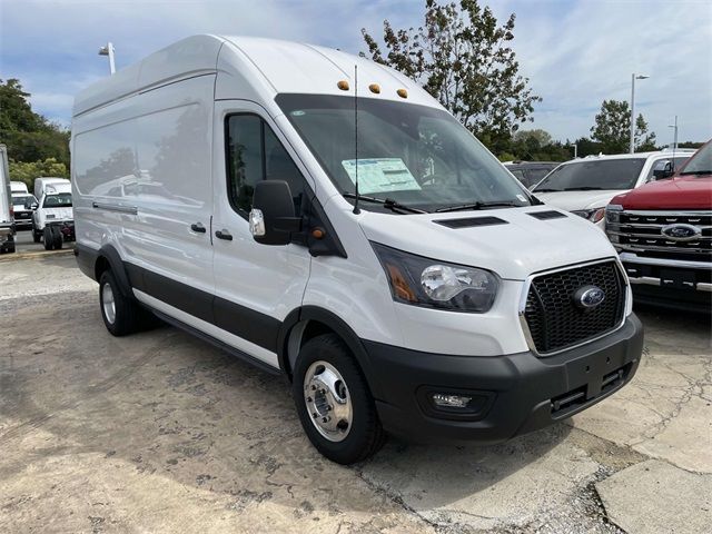 2024 Ford Transit Base