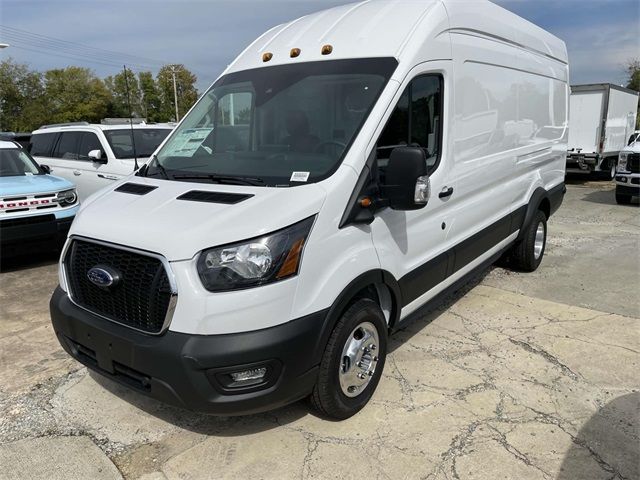 2024 Ford Transit Base