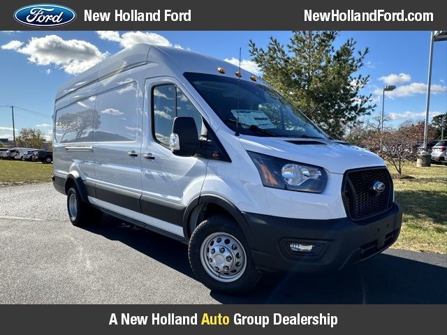 2024 Ford Transit Base