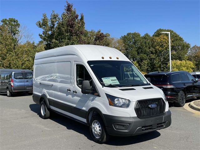 2024 Ford Transit Base