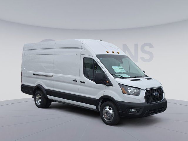 2024 Ford Transit Base