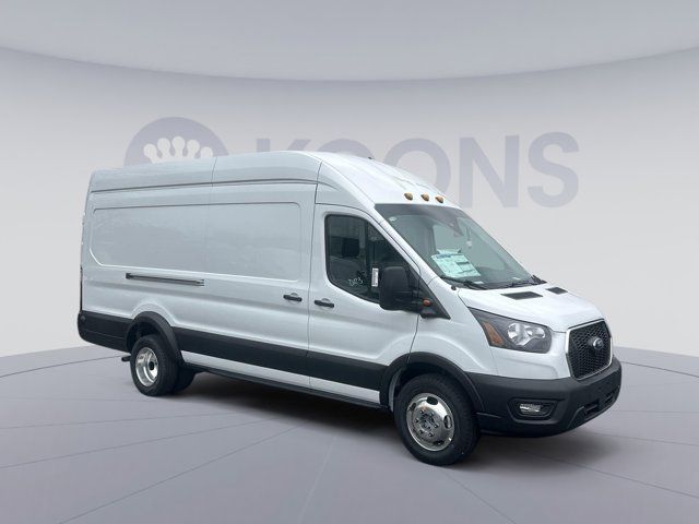 2024 Ford Transit Base