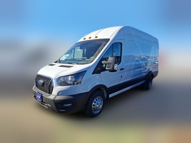 2024 Ford Transit Base