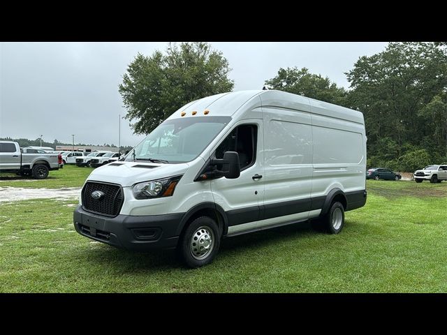 2024 Ford Transit Base