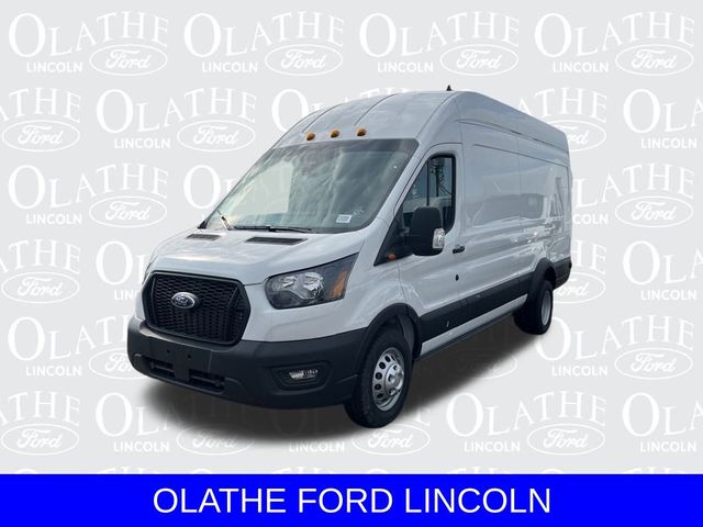 2024 Ford Transit Base