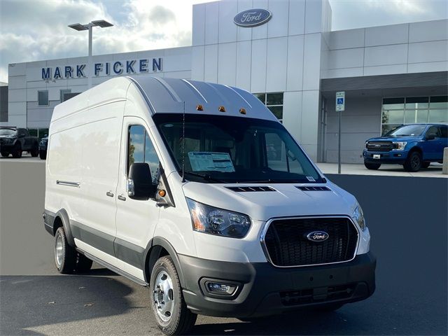 2024 Ford Transit Base