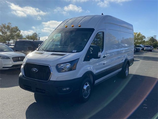 2024 Ford Transit Base