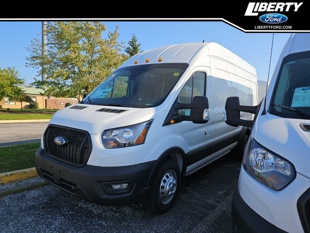 2024 Ford Transit Base