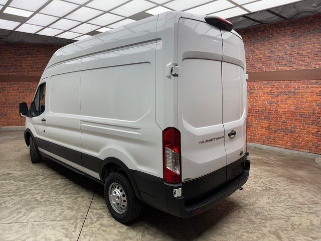 2024 Ford Transit Base