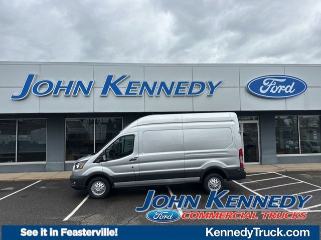 2024 Ford Transit Base