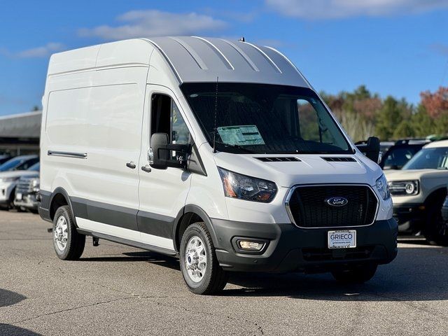 2024 Ford Transit Base