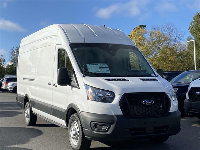 2024 Ford Transit Base