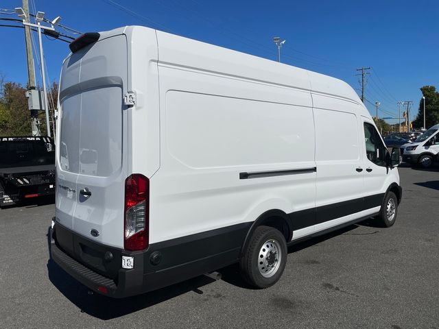 2024 Ford Transit Base