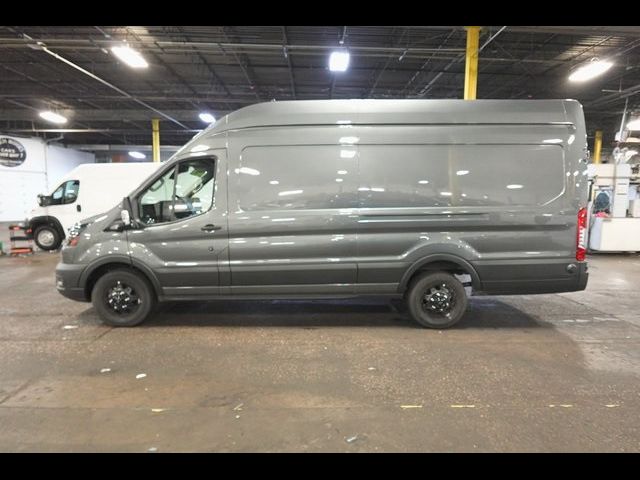 2024 Ford Transit Base