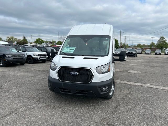 2024 Ford Transit Base