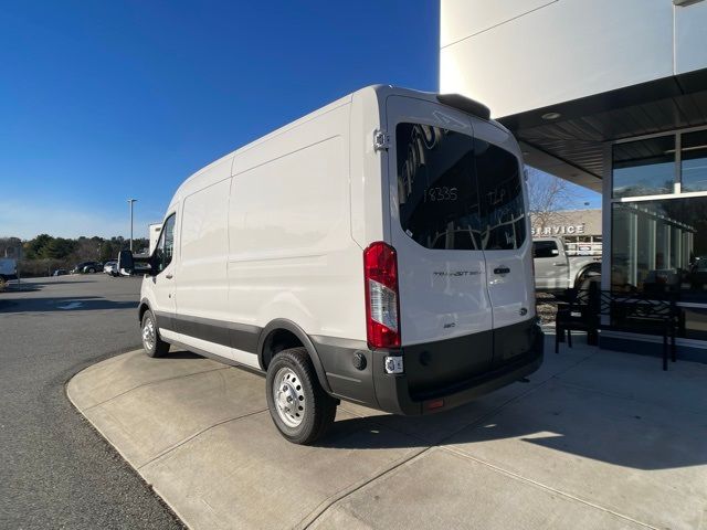 2024 Ford Transit Base