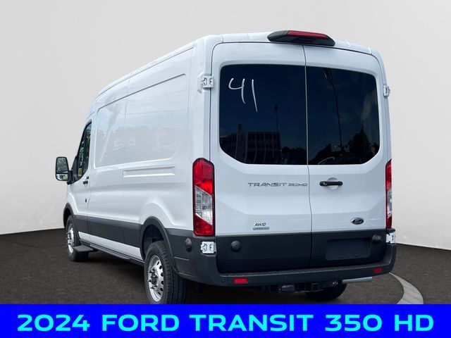 2024 Ford Transit Base