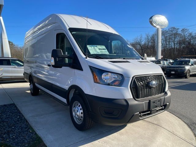 2024 Ford Transit Base