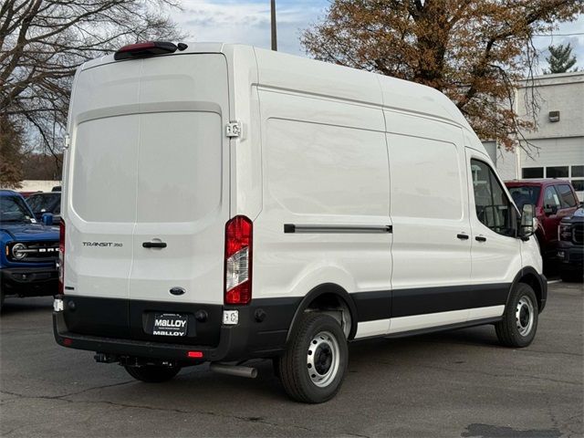 2024 Ford Transit Base