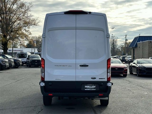 2024 Ford Transit Base