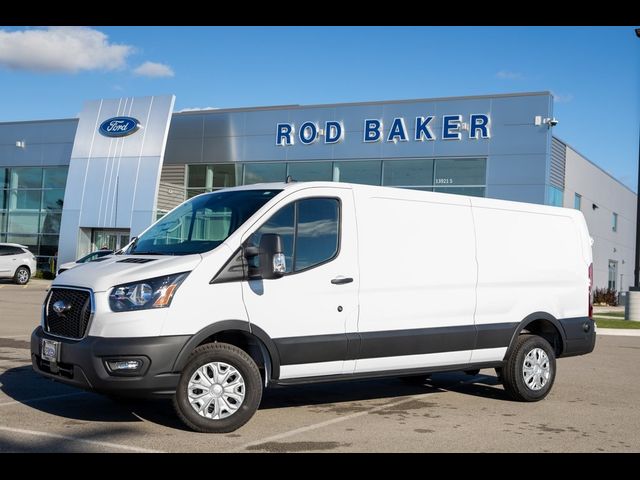 2024 Ford Transit Base