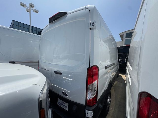 2024 Ford Transit Base