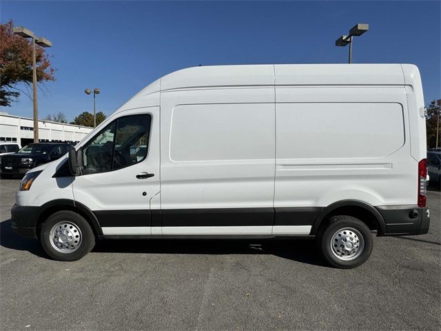 2024 Ford Transit Base