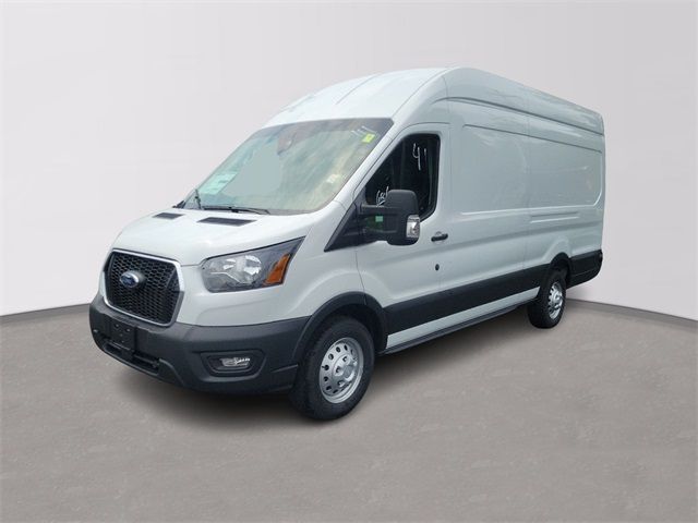 2024 Ford Transit Base