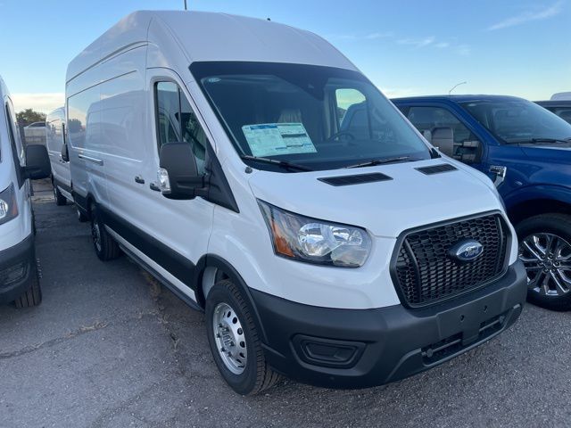 2024 Ford Transit Base