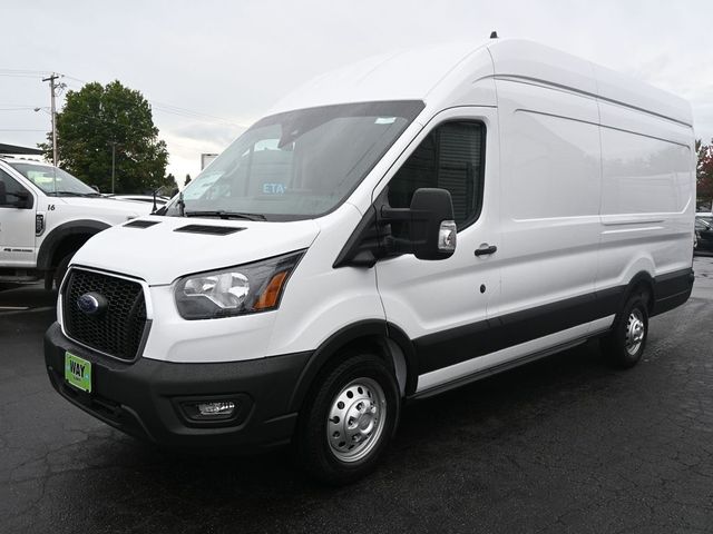 2024 Ford Transit Base