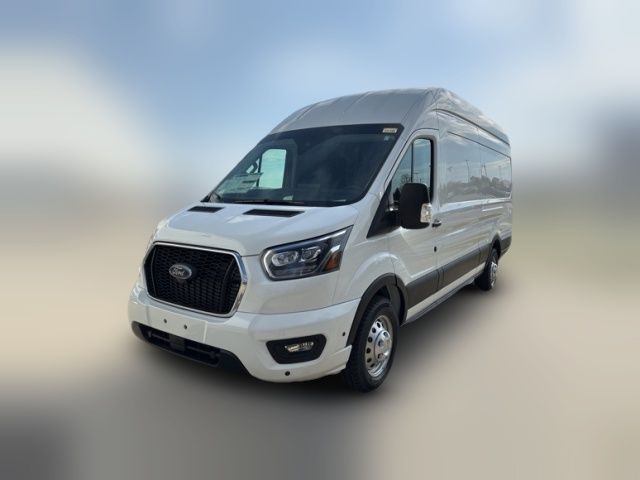 2024 Ford Transit Base