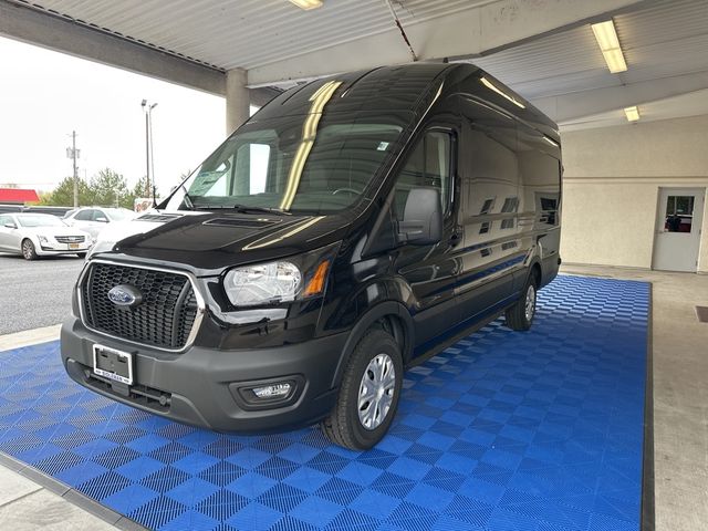 2024 Ford Transit Base